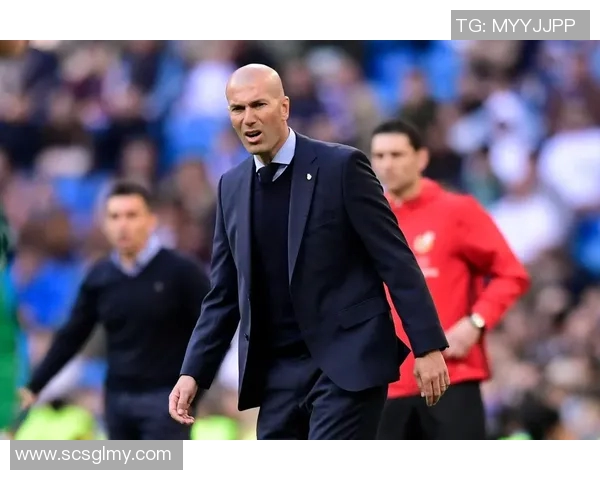 皇马足球明星穿西装展现优雅风采引领时尚潮流 皇马足球明星穿西装展现优雅风采引领时尚潮流