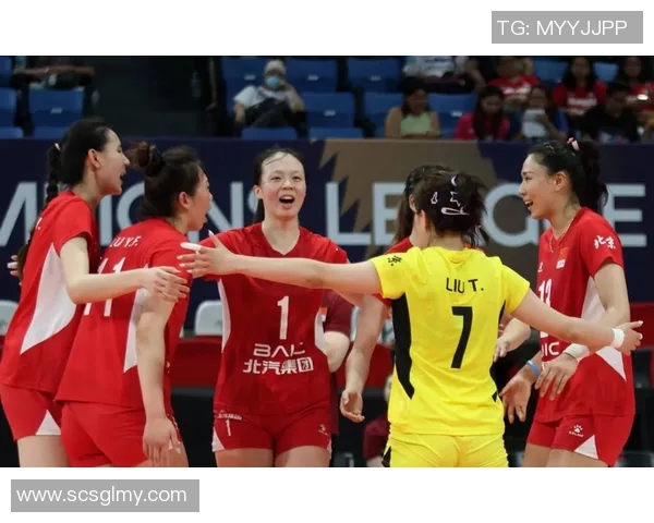 北京女排与河北女排激战正酣谁能在这场对决中笑到最后